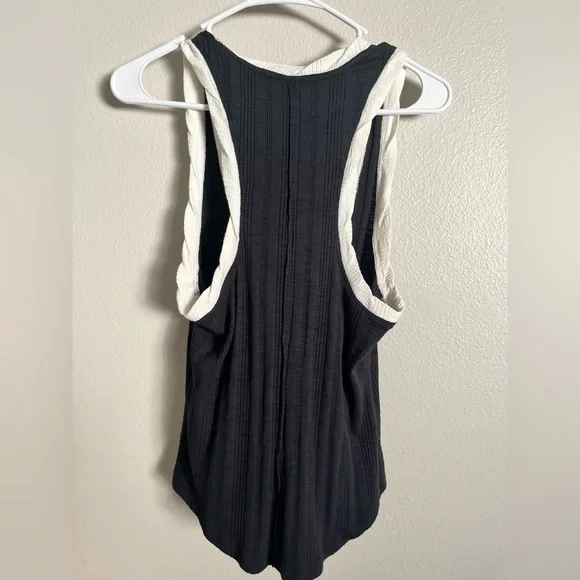 Anthropologie Pilcro Black and Cream Ribbed Textured Racerback Top M EUC - Picture 6 of 7